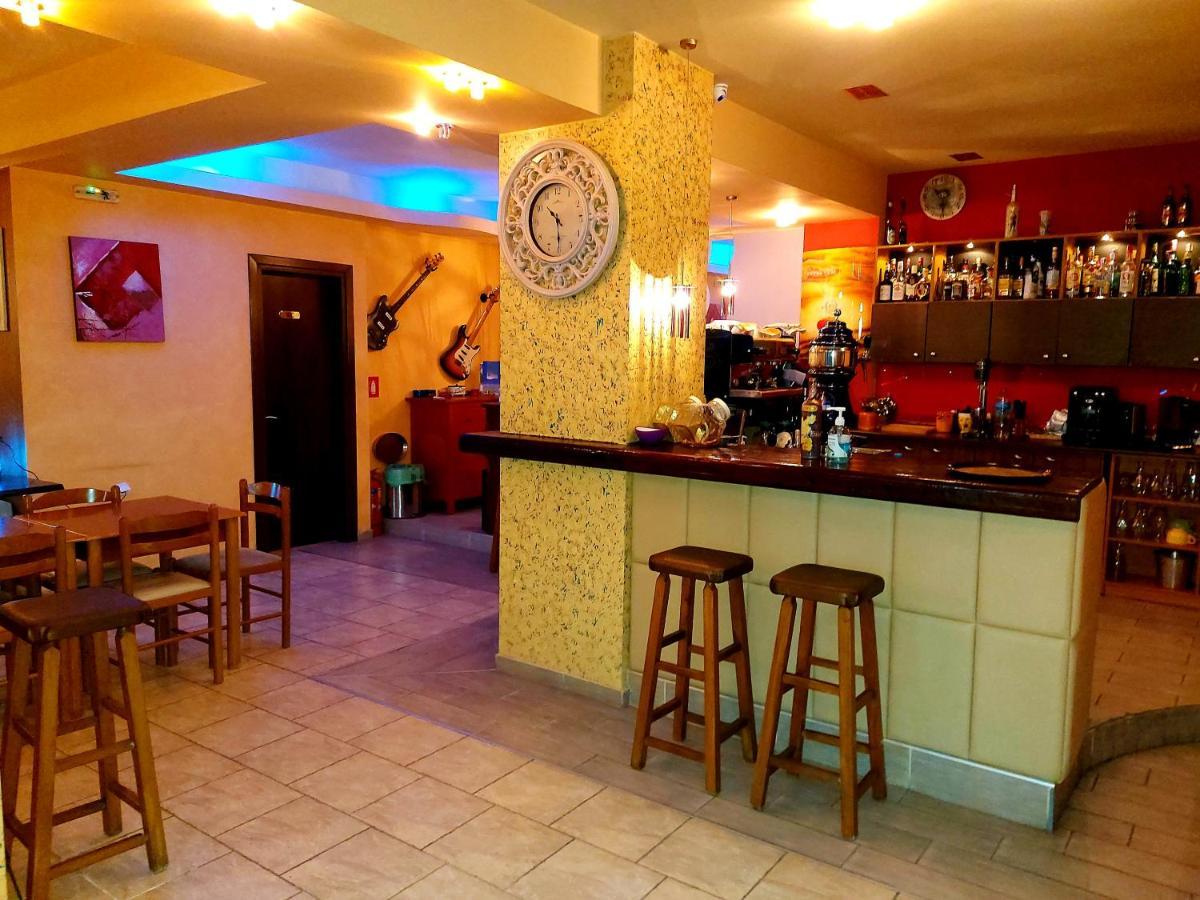 Haus Olymp Apartment Paralia Katerinis Bagian luar foto