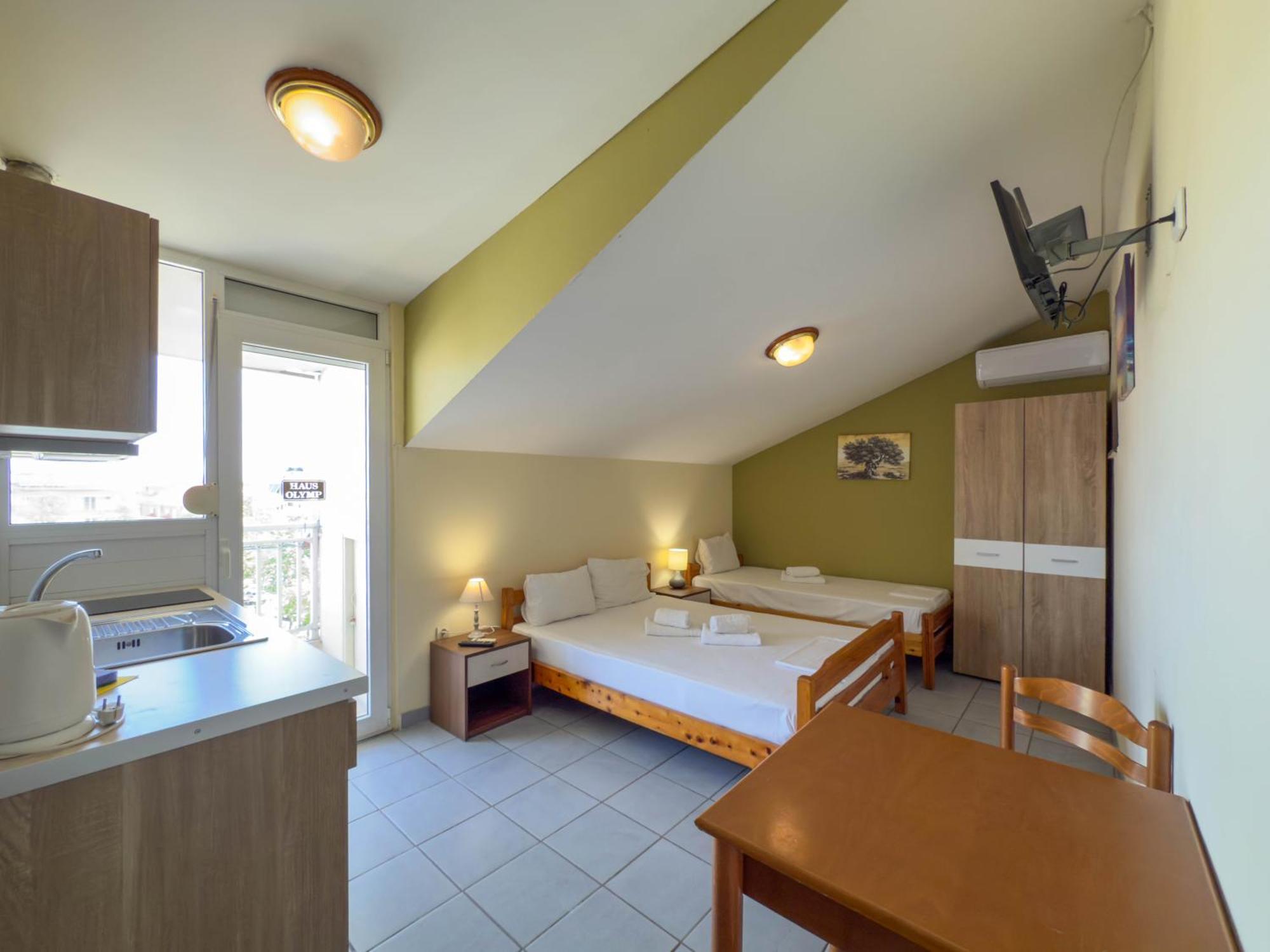 Haus Olymp Apartment Paralia Katerinis Bagian luar foto
