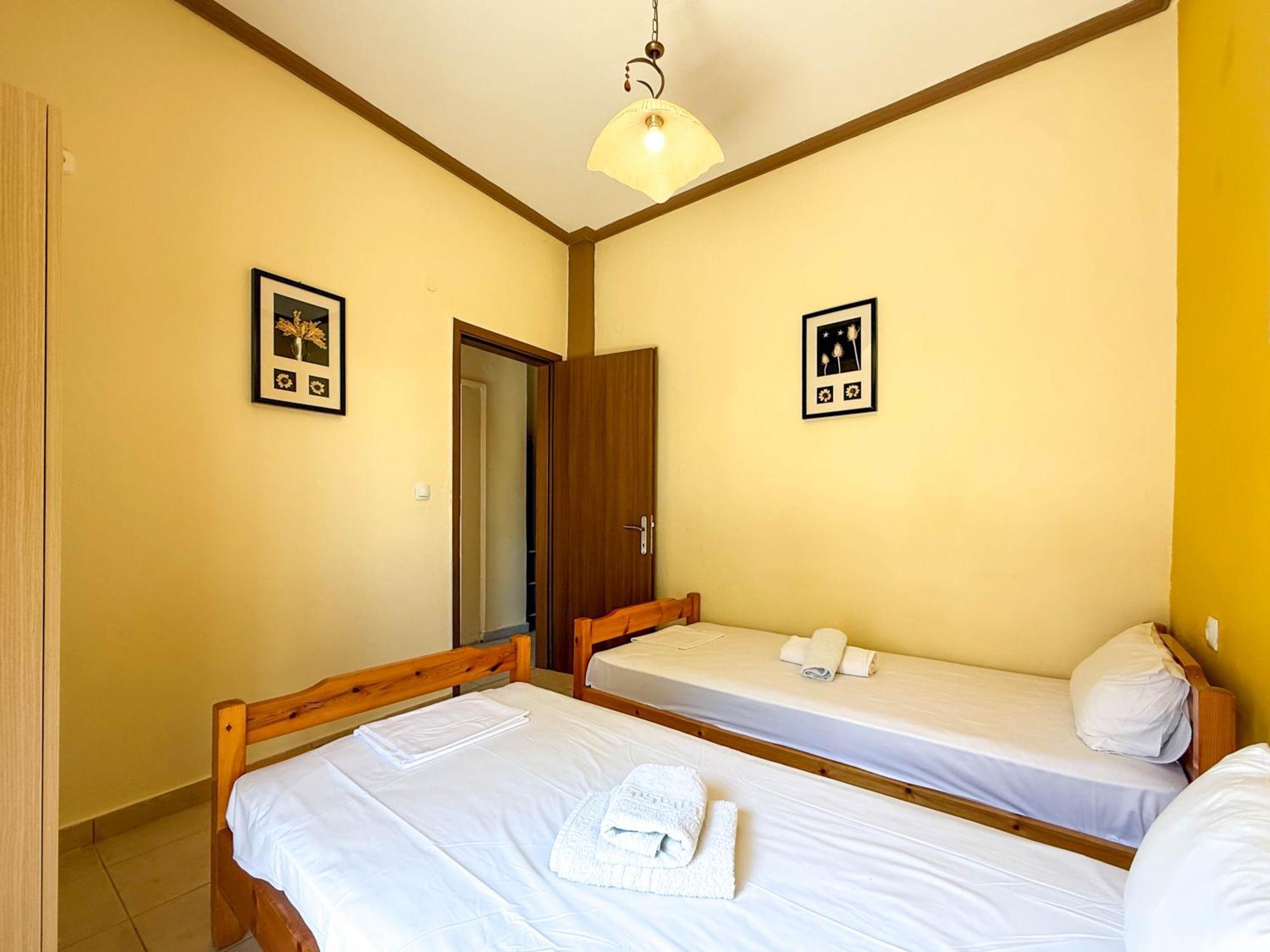 Haus Olymp Apartment Paralia Katerinis Bagian luar foto