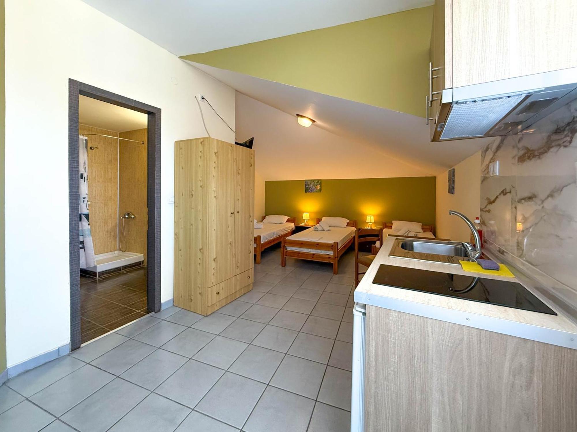 Haus Olymp Apartment Paralia Katerinis Bagian luar foto