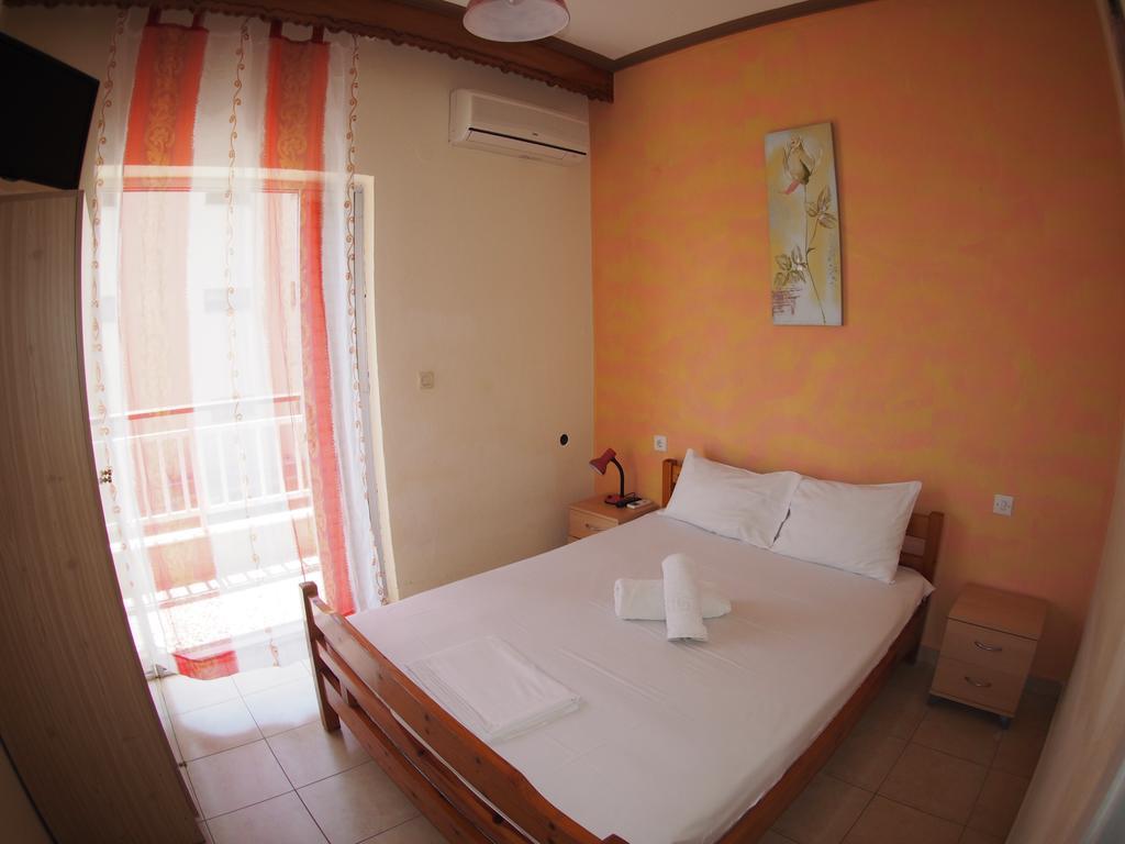 Haus Olymp Apartment Paralia Katerinis Bagian luar foto